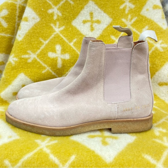 Common Projects Shoes - Common Projects pink Suede Ankle Chelsea Boots size 39/9